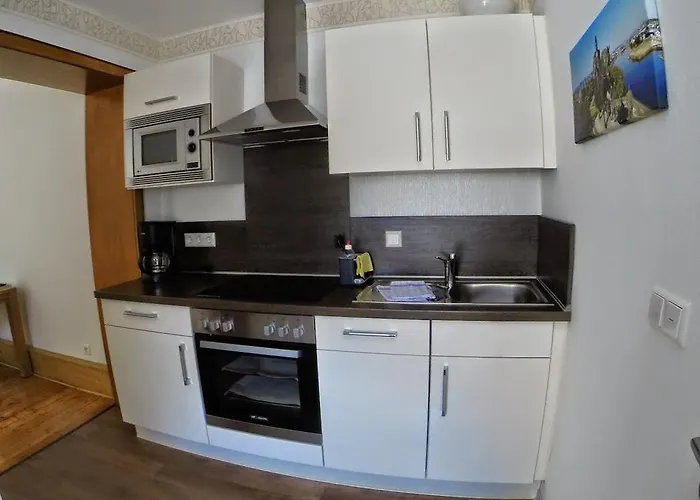 Haus Am Wuerzlaysteig 아파트 Lehmen