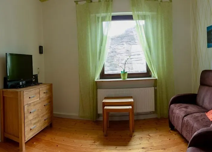 Haus Am Wuerzlaysteig Lehmen